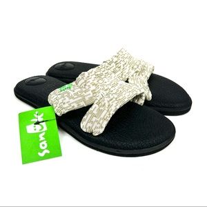 Sanuk Yoga Mat Capri Knit Flip Flop Sandals New